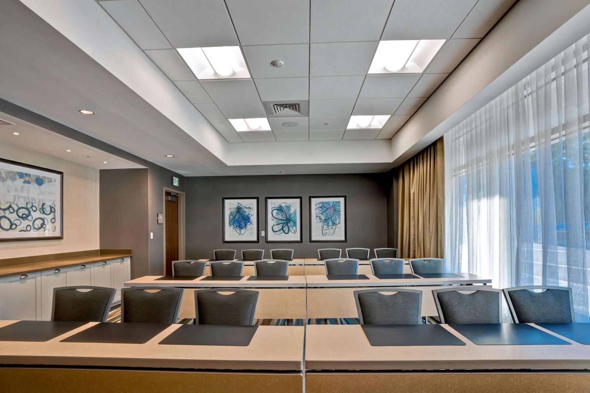 Homewood Suites By Hilton Boston Brookline-Longwood Medical Exterior foto