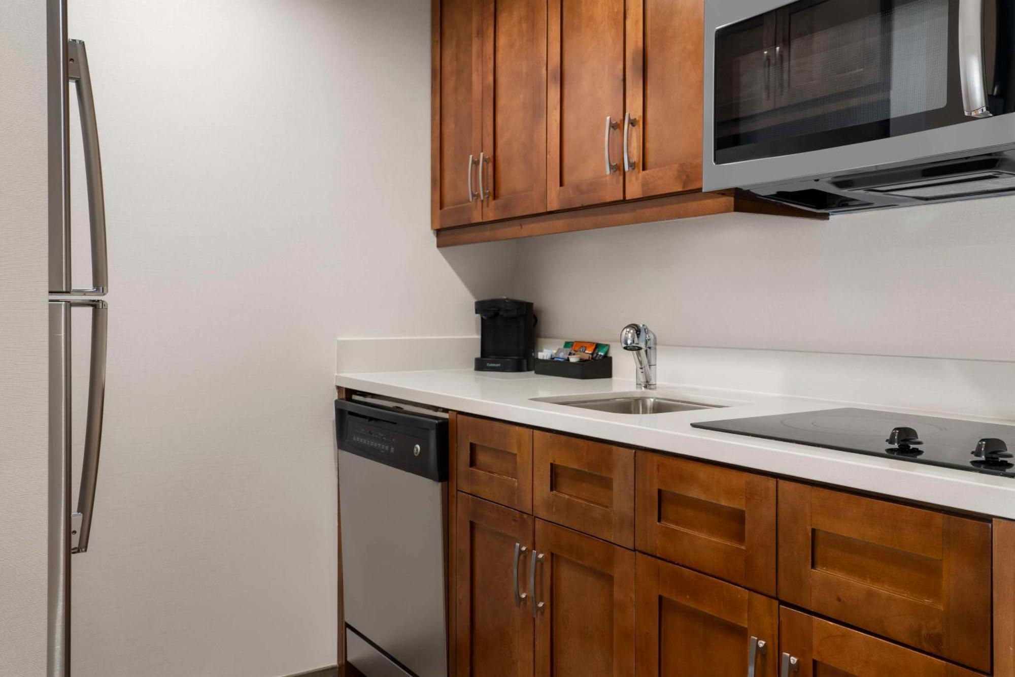Homewood Suites By Hilton Boston Brookline-Longwood Medical Exterior foto